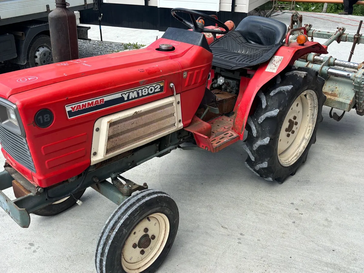 Yanmar compact tractor - Image 2