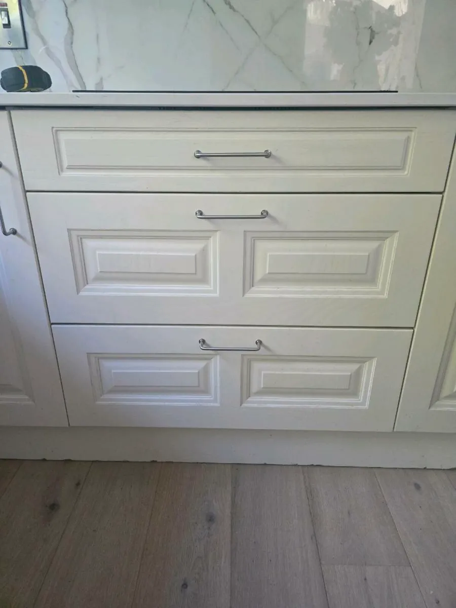 Kitchen - Image 4