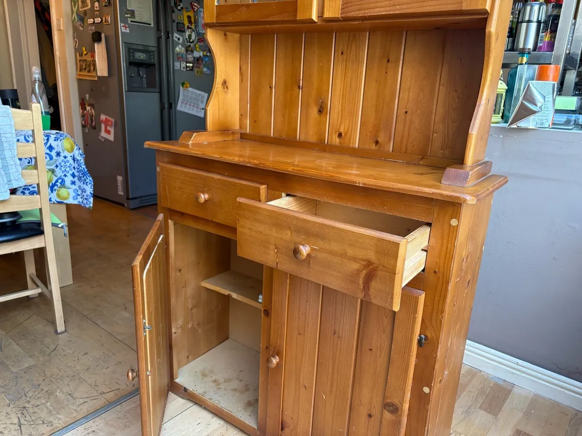 Kitchen dresser - Image 2