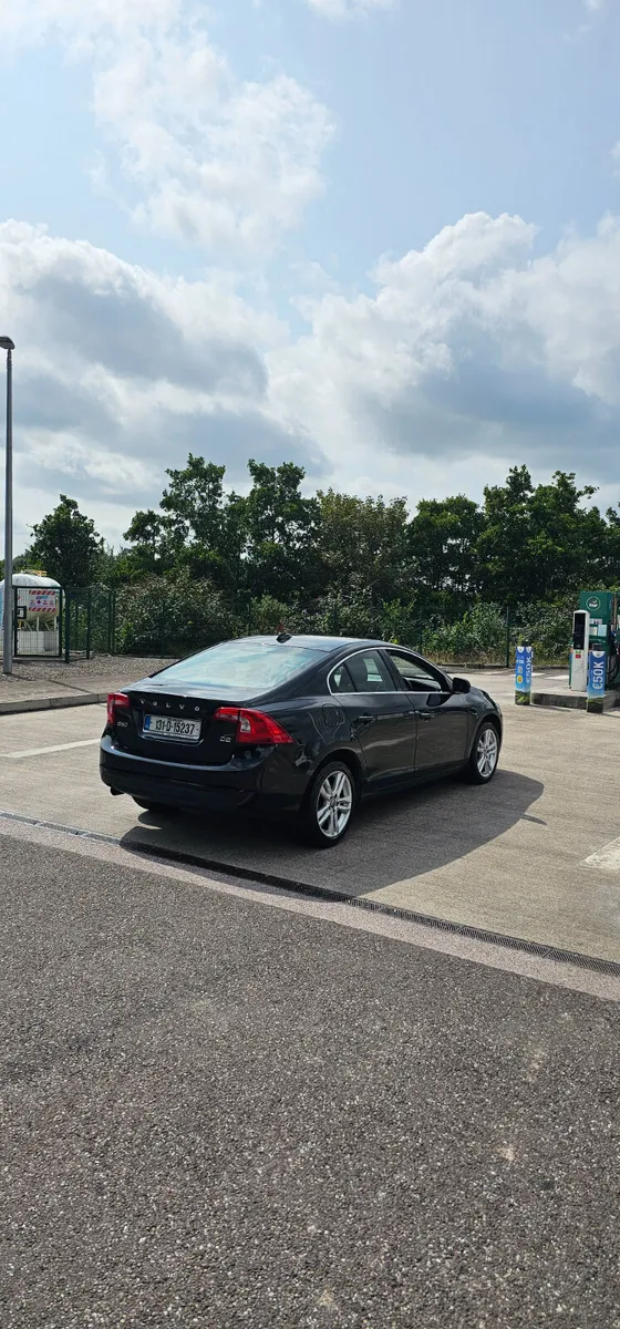 Volvo S60 2013 - Image 4