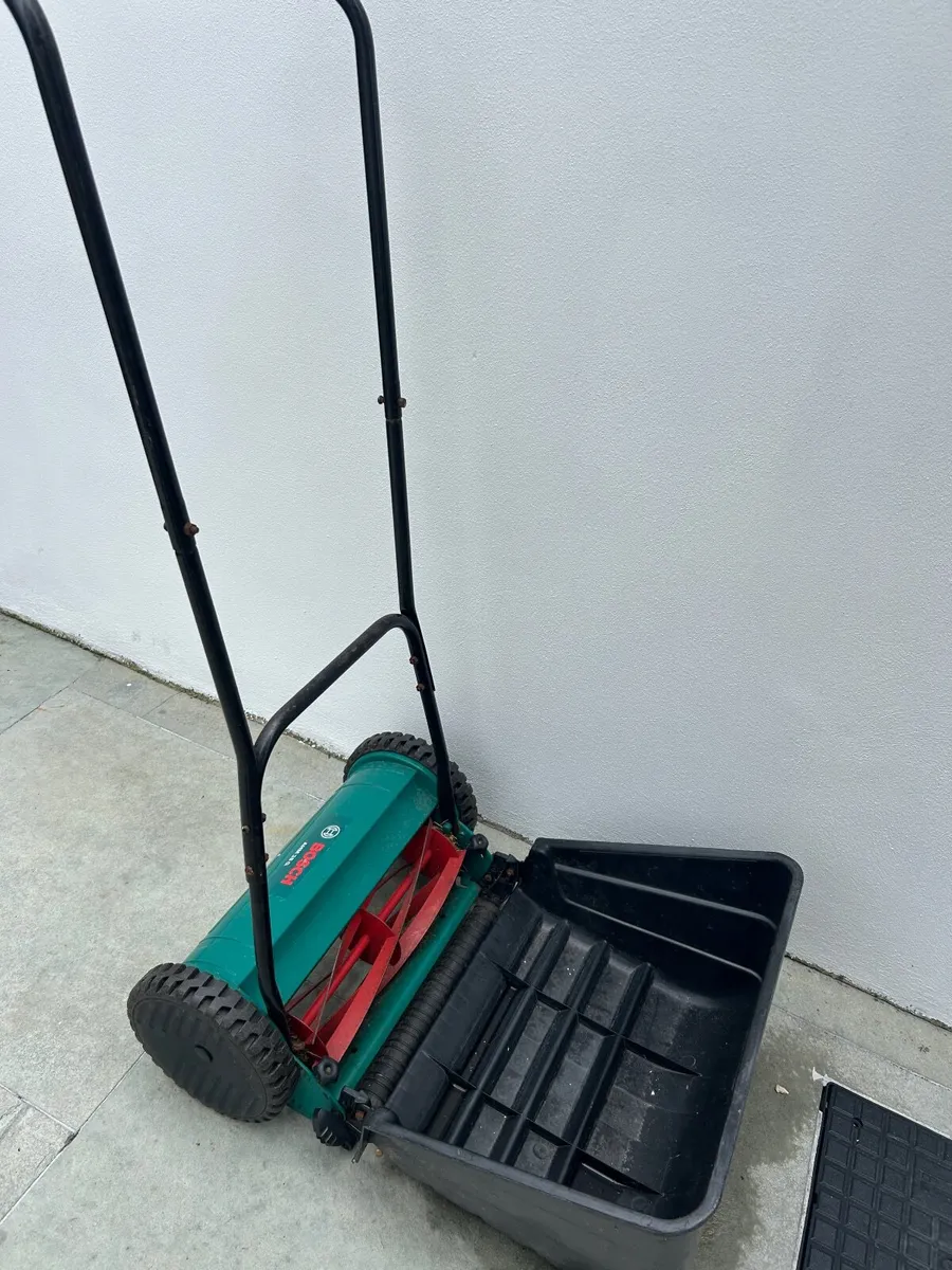 Push lawn mower - Image 1