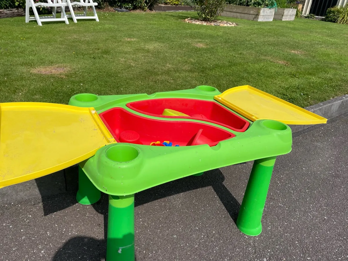 Kids sand pit - Image 1