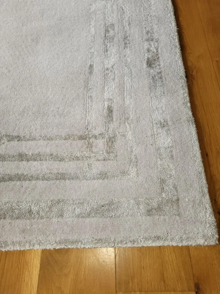 Large rug - Image 2