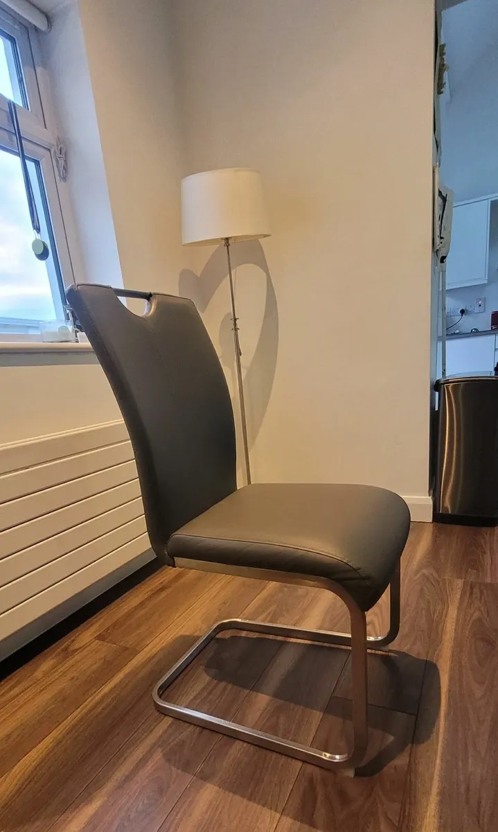 6 X Dining Room Chairs - Image 4