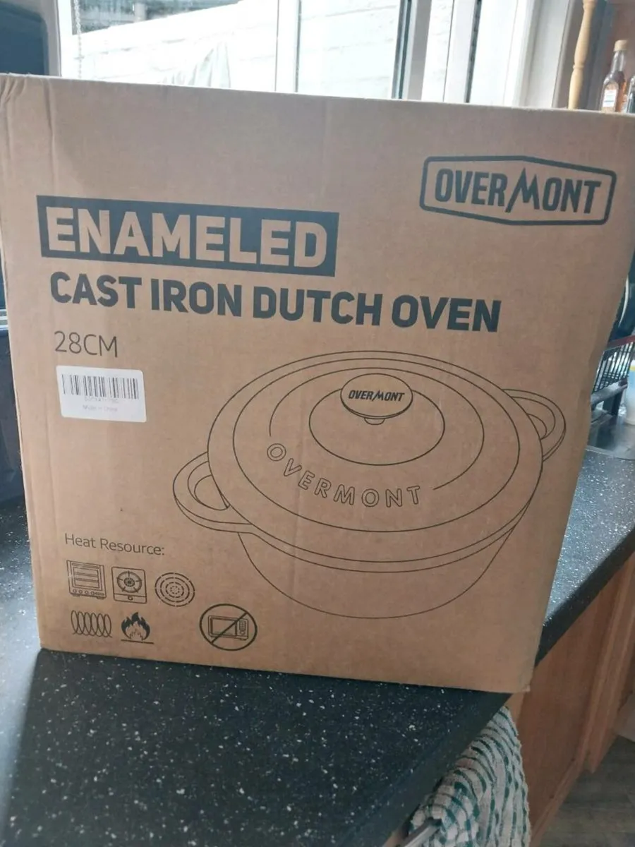 Pink Cast Iron Dutch Oven - Image 3