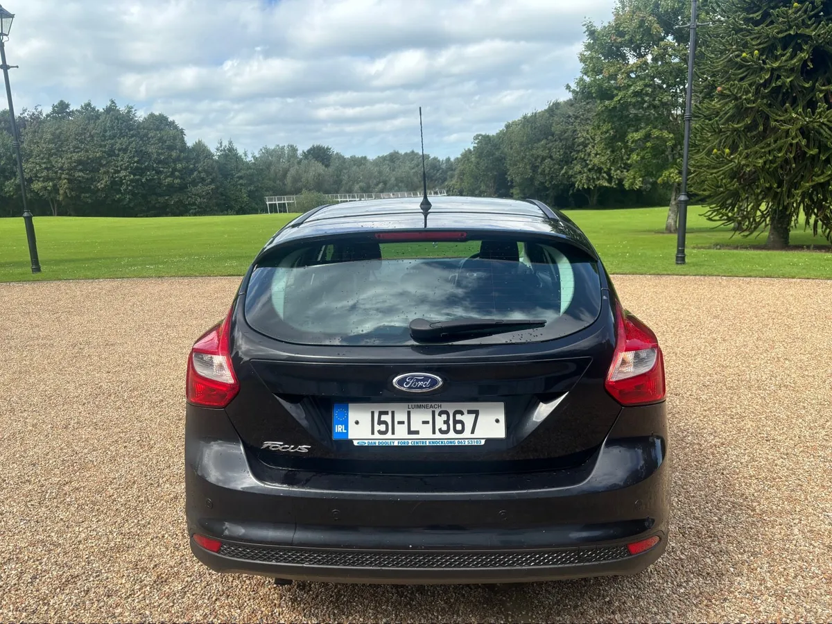 2015 Ford Focus titanium model 1.6 TDCI high spec - Image 4
