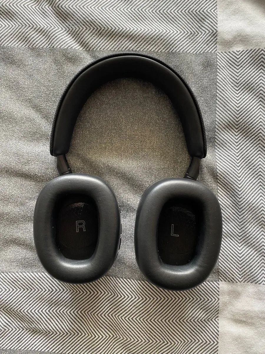 Bowers & Wilkins Px7 S2 Headphones - Image 4