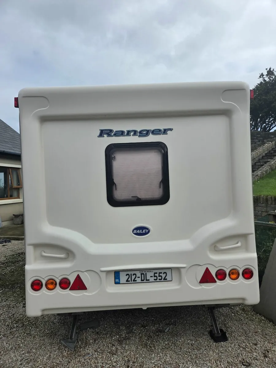 Caravan - Image 4