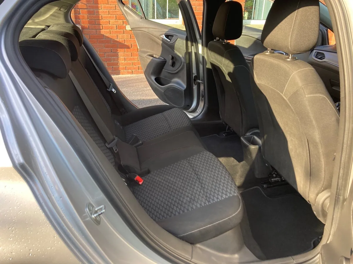 Opel Astra 2016 - Image 3