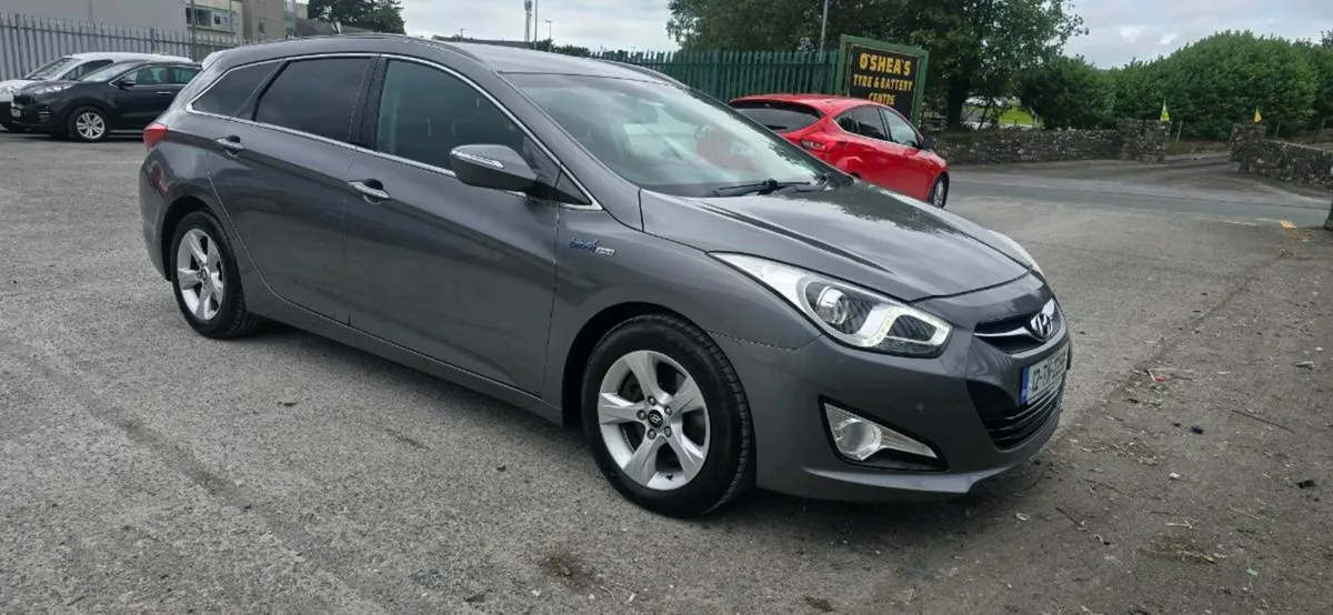 Hyundai I40 estate - Image 1