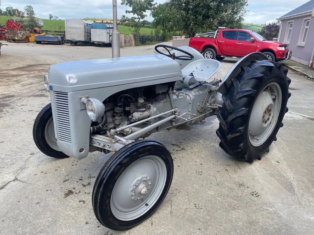 Massey ferguson te20 - Image 2