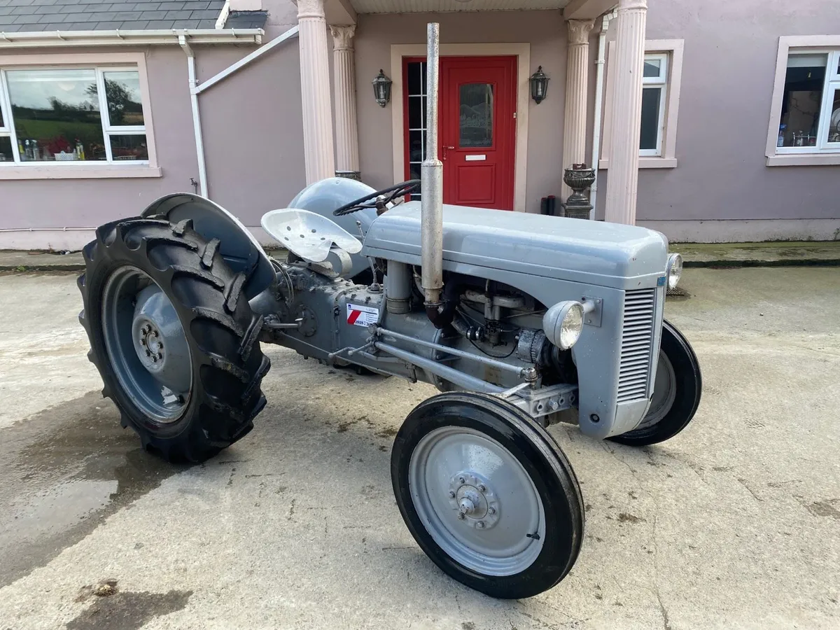 Massey ferguson te20 - Image 1