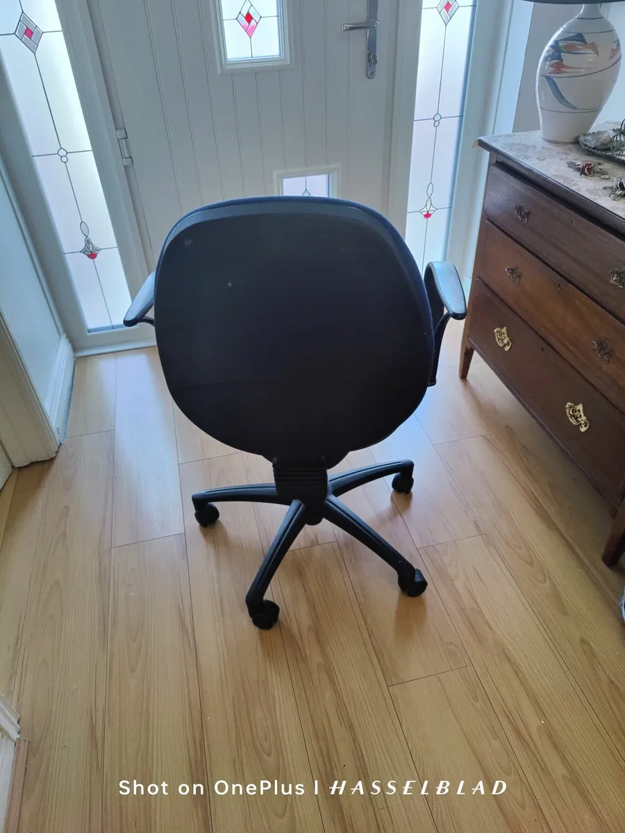 Free Office chair - Image 2