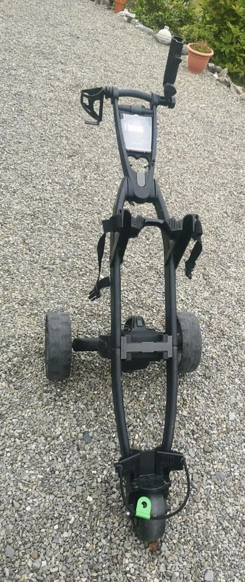 Gokart lithium golf trolley, lightly used. - Image 2