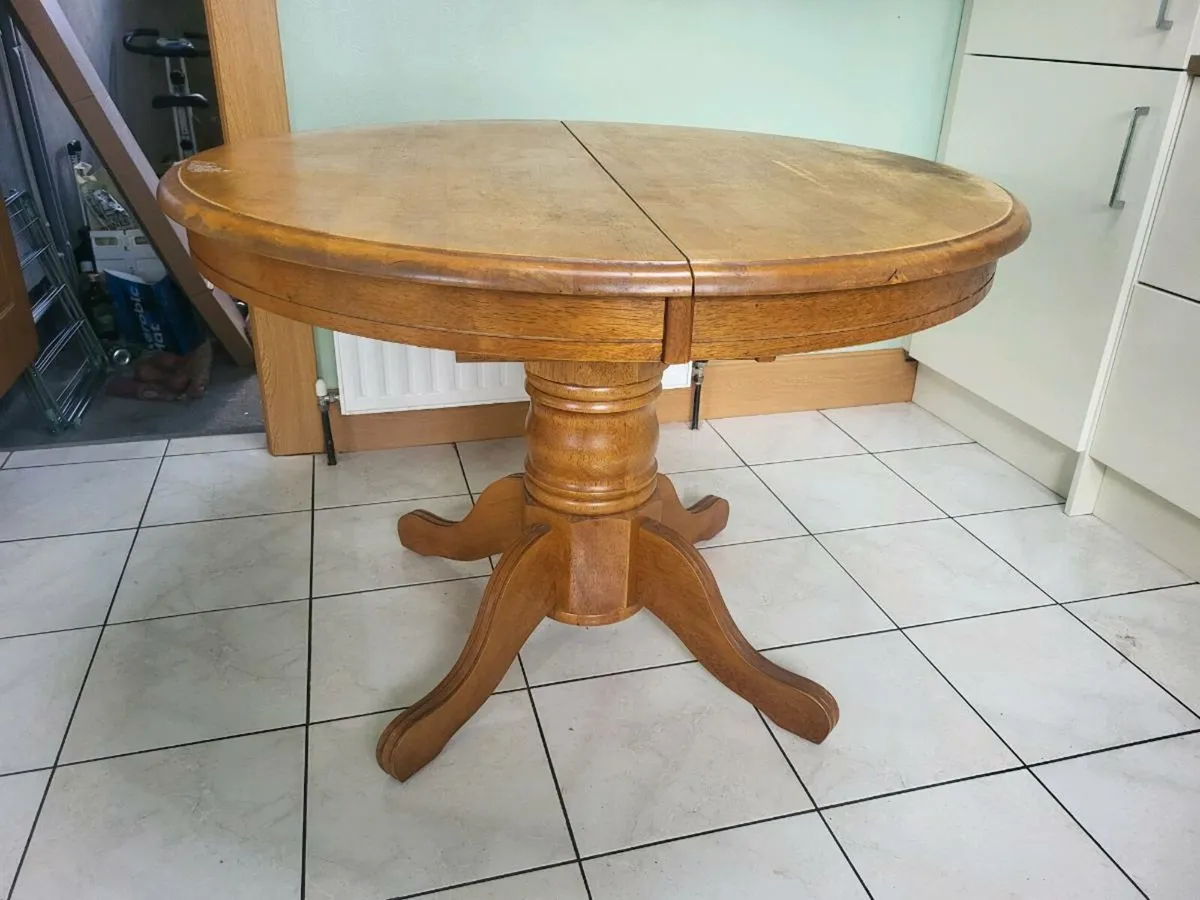 Kitchen table and chairs. Free to take away - Image 3