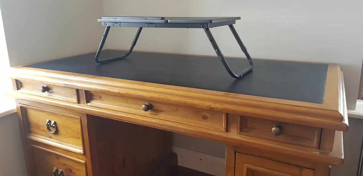 Desk - Image 2