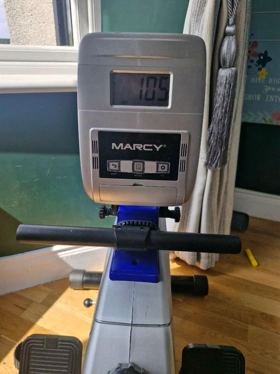 Rowing machine - Image 2