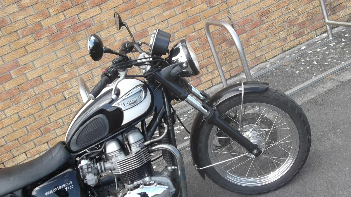triumph bonneville t100 TRADE UP - Image 3