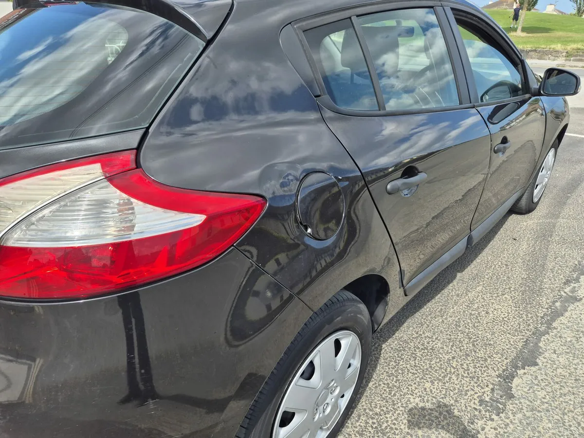 2010 RENAULT MEGANE 1.5 DCI - Image 3
