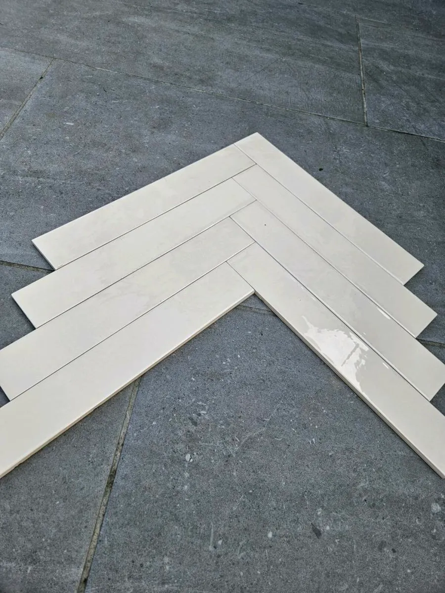 Equipe beige/cream subway wall tiles - Image 1