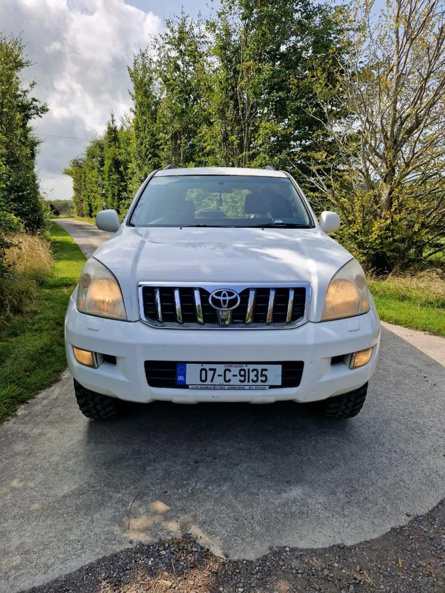 Toyota Land Cruiser - Image 4