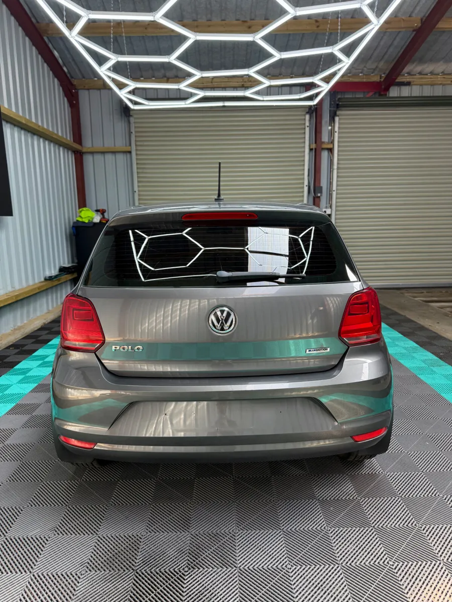 Volkswagen Polo 2015 - Low mileage - Image 3