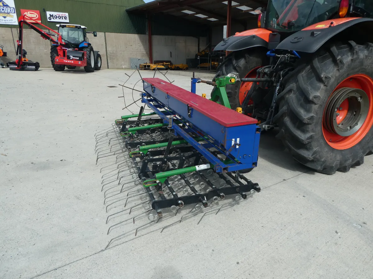3m spring tine harrow and Grass seed Box - Image 2