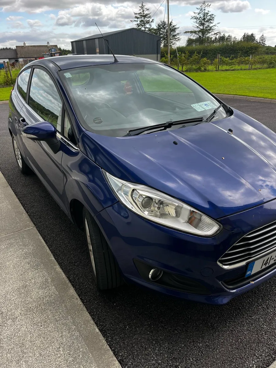 Ford fiesta - Image 2