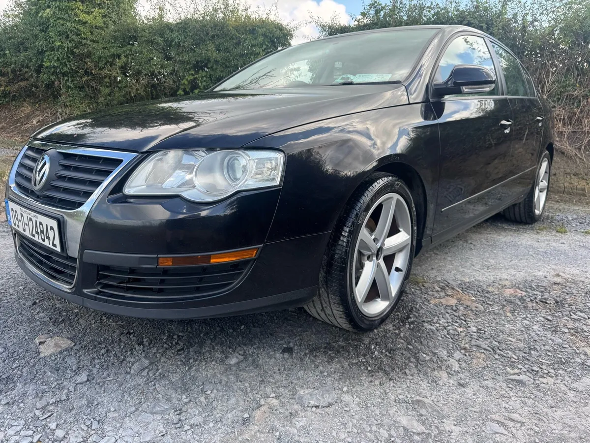 2009 Passat Diesel - Image 2