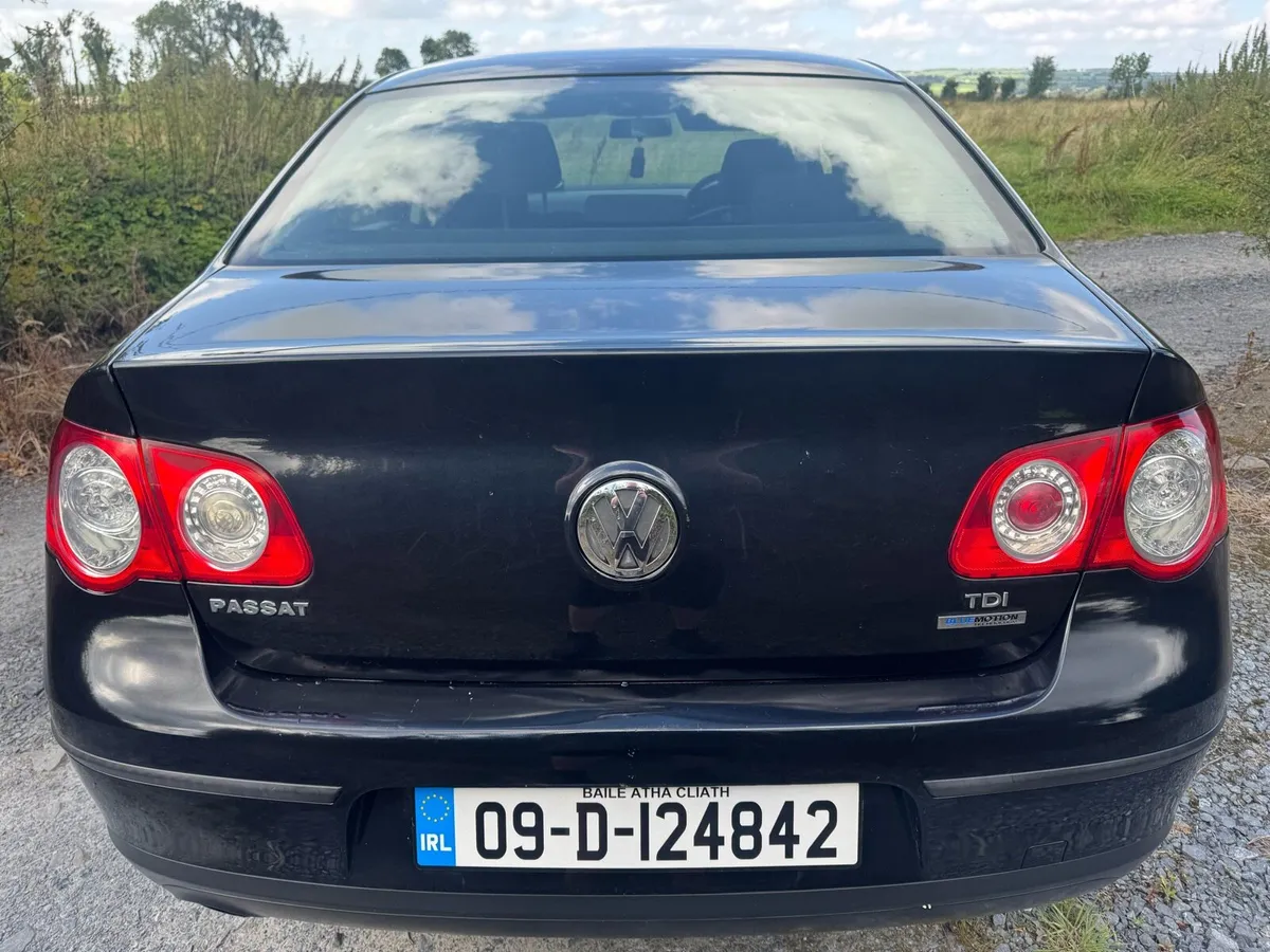 2009 Passat Diesel - Image 4
