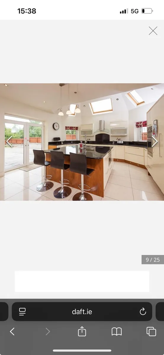 Ivory high gloss kitchen - Image 1