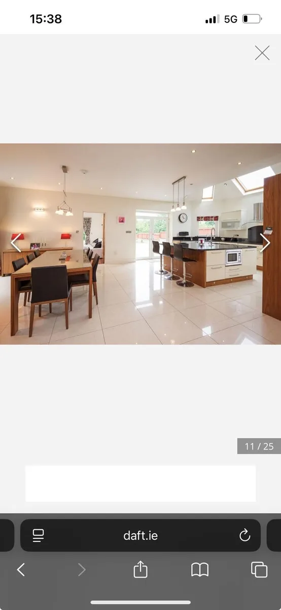Ivory high gloss kitchen - Image 2