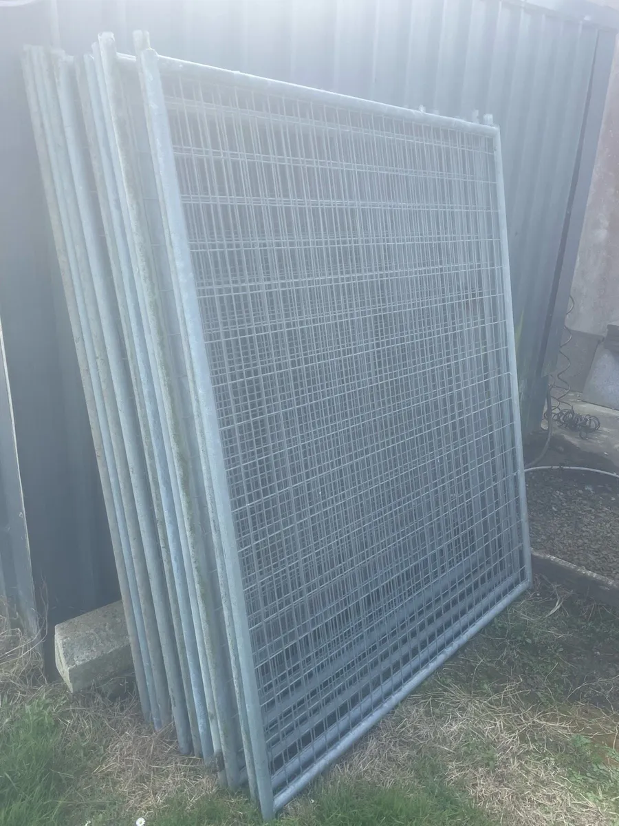 Dog pen - Image 3