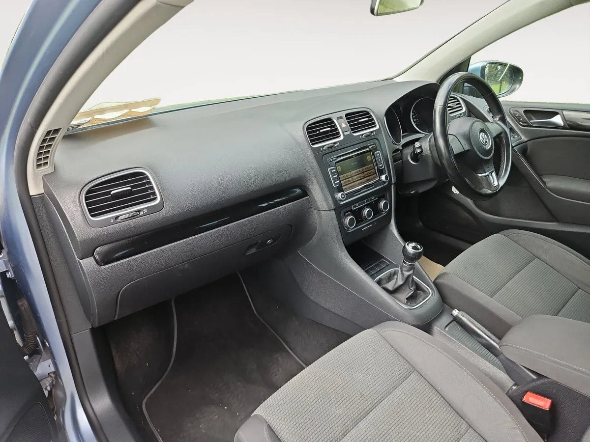 Volkswagen Golf R-Line NCT 5/26 - Image 4