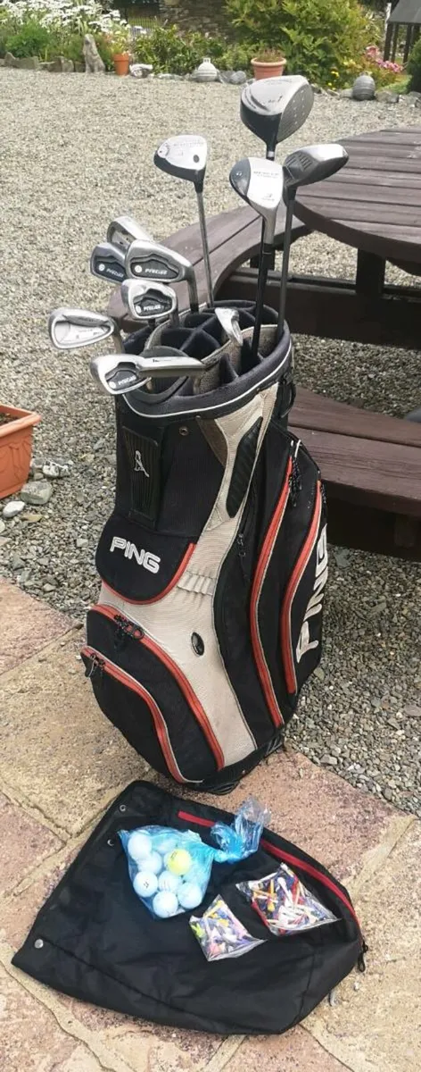 Mens set, Ping cart bag, 4 woods,7 irons, putter - Image 1