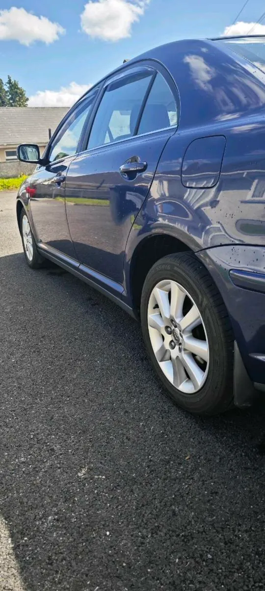 Toyota avensis wheel