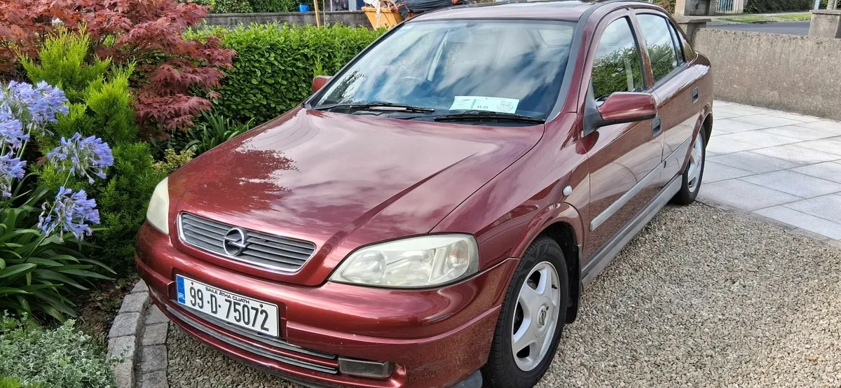 Opel Astra 1.4 Petrol Automatic 1999 - Image 2