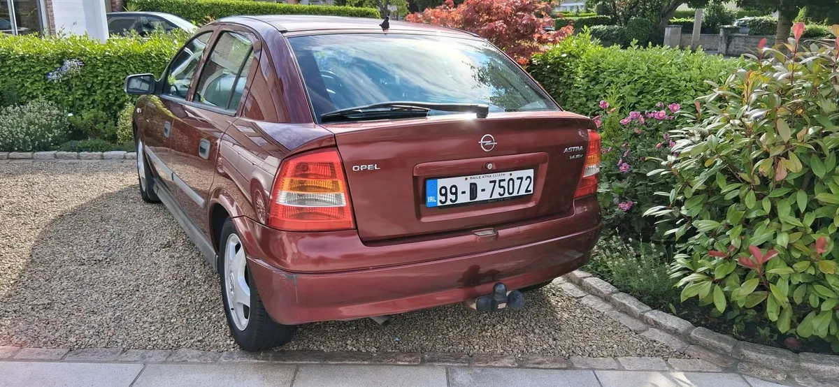 Opel Astra 1.4 Petrol Automatic 1999 - Image 3