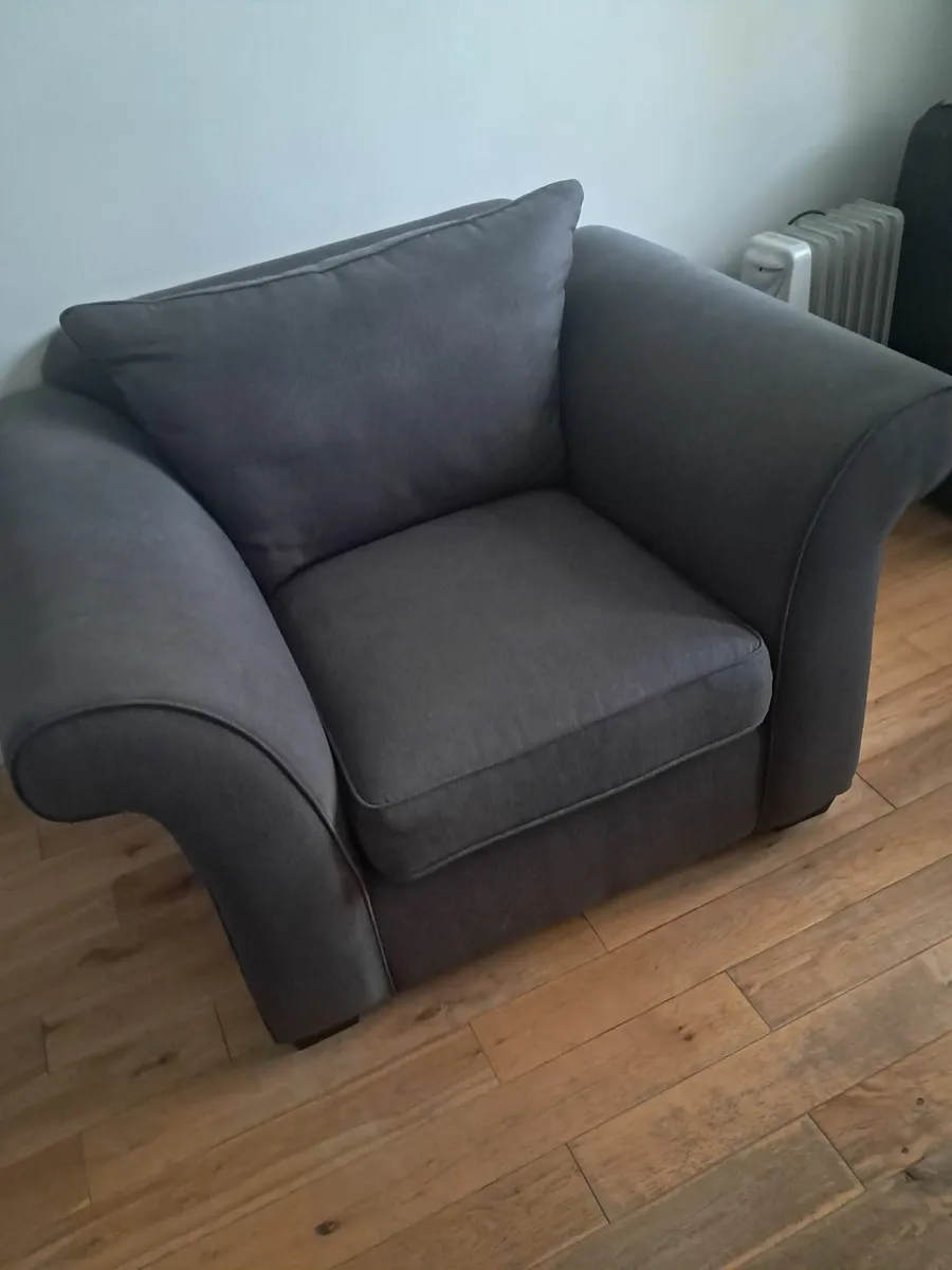 Chair - Image 2
