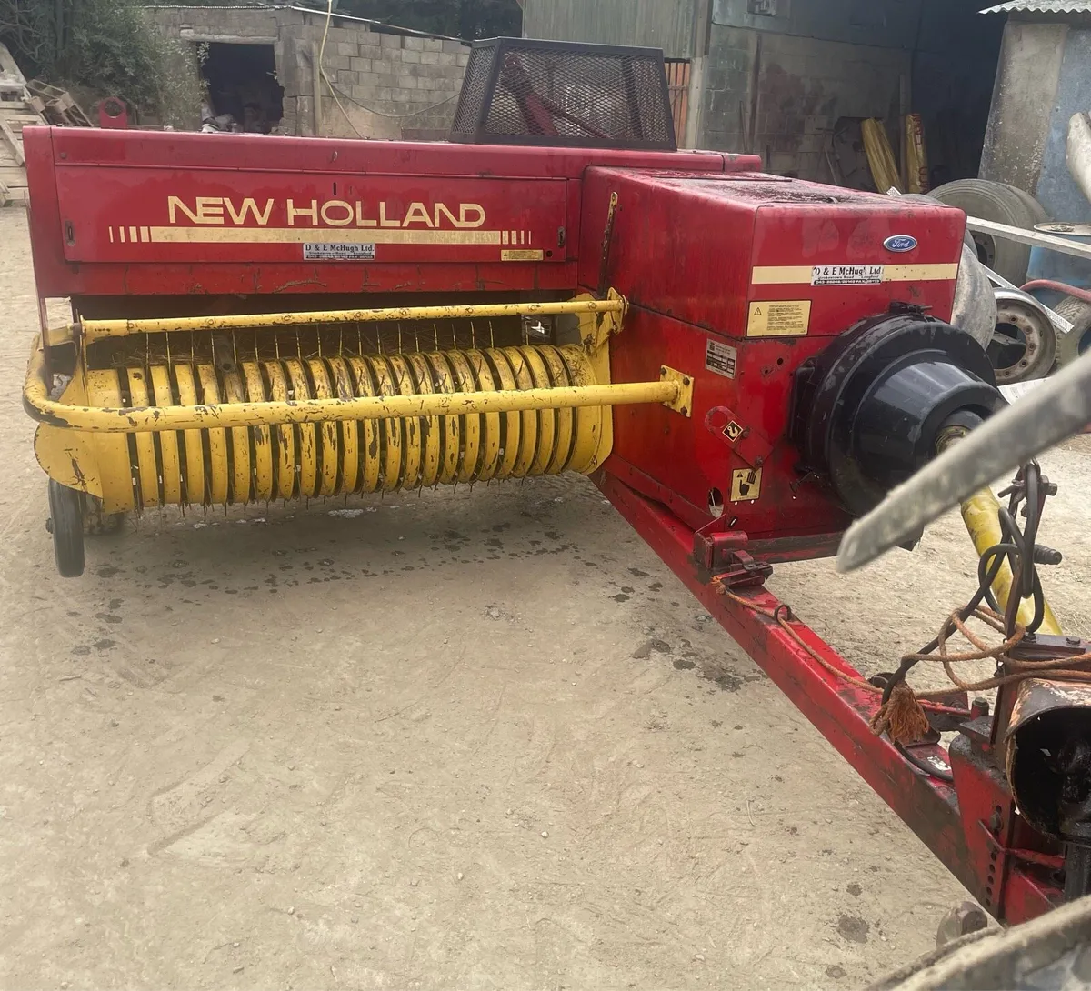 New Holland 570 baler - Image 1