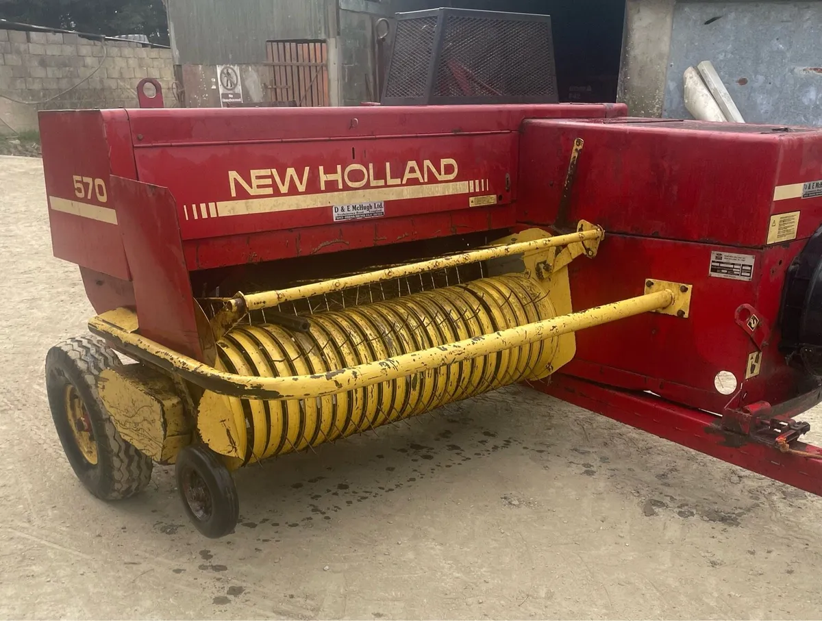 New Holland 570 baler - Image 2