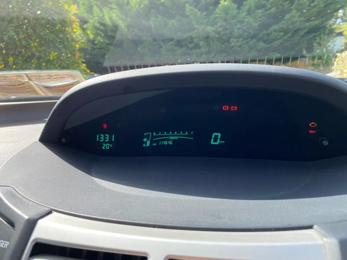 2008 Toyota Yaris with low mileage - Image 4
