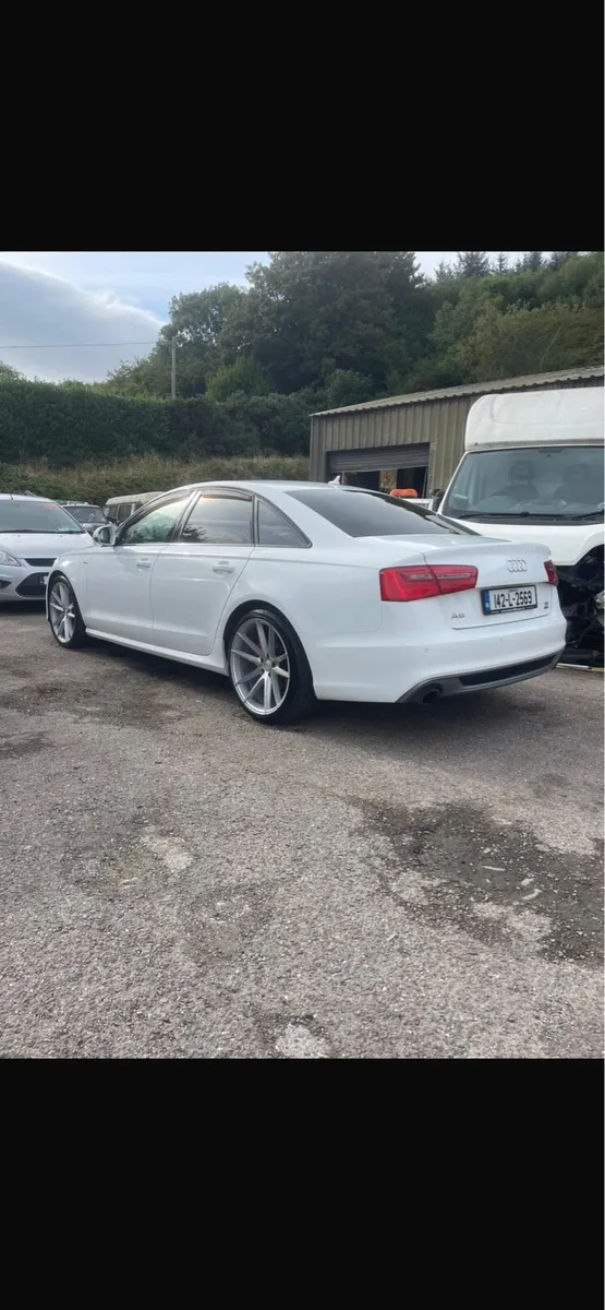 Audi A6 Black Edition-Automatic - Image 4