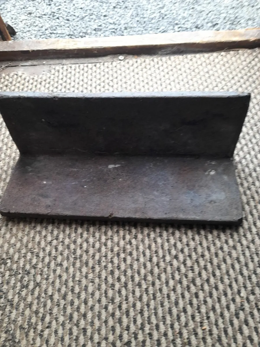 Ridge caps - Image 1