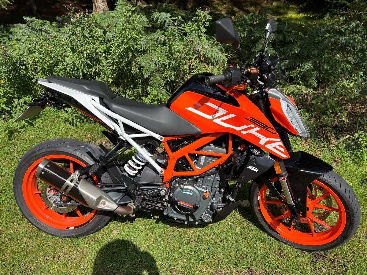 KTM Duke 390 - Image 1