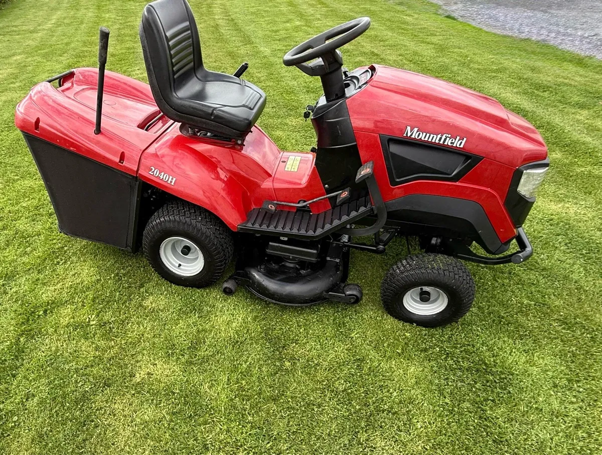 MOUNTFIELD 22HP Mower - Image 4