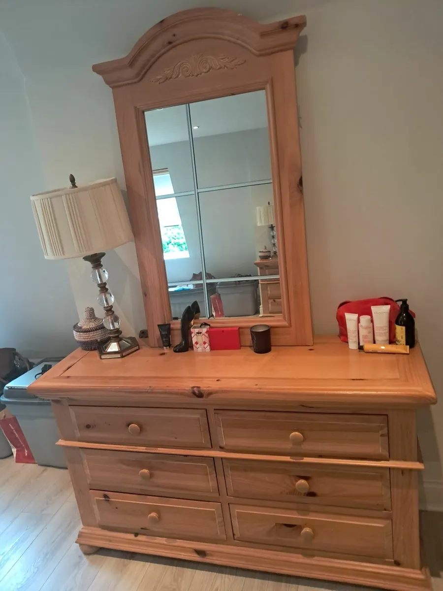 Chest of drawers - Image 3