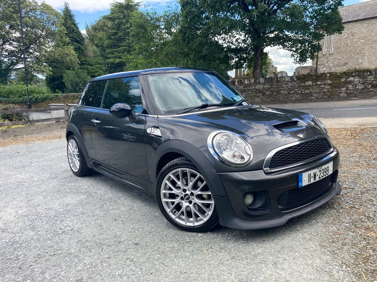R56 Mini Cooper S (Automatic) - Image 2