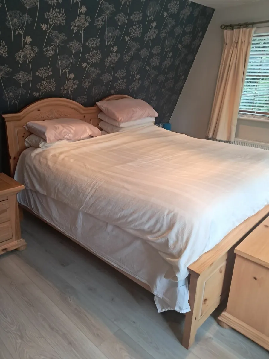 Bed set - Image 1
