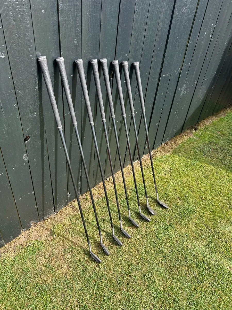 Mizuno golf irons - Image 2
